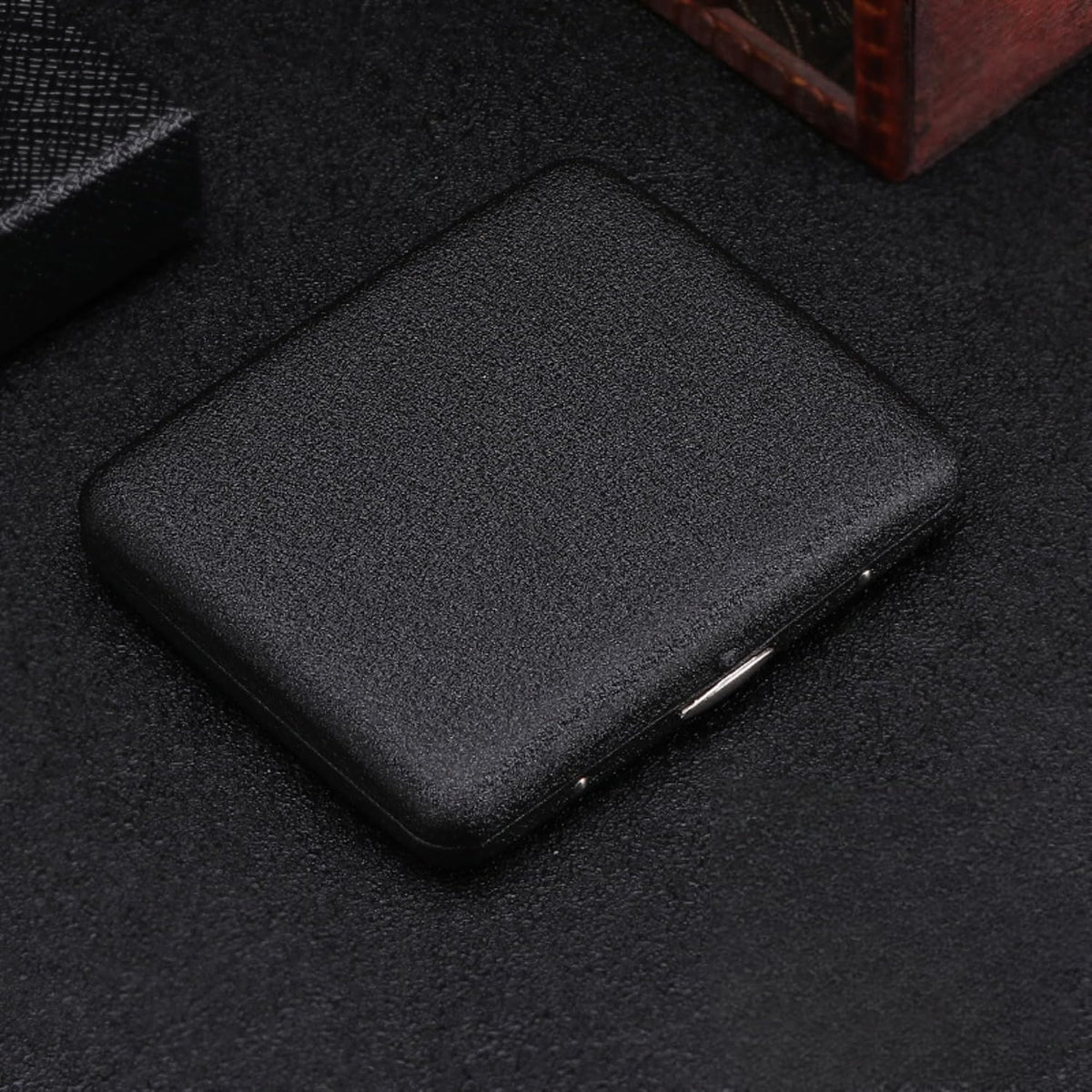 Metal Cigarette Case with Internal Divider and Gift Box
